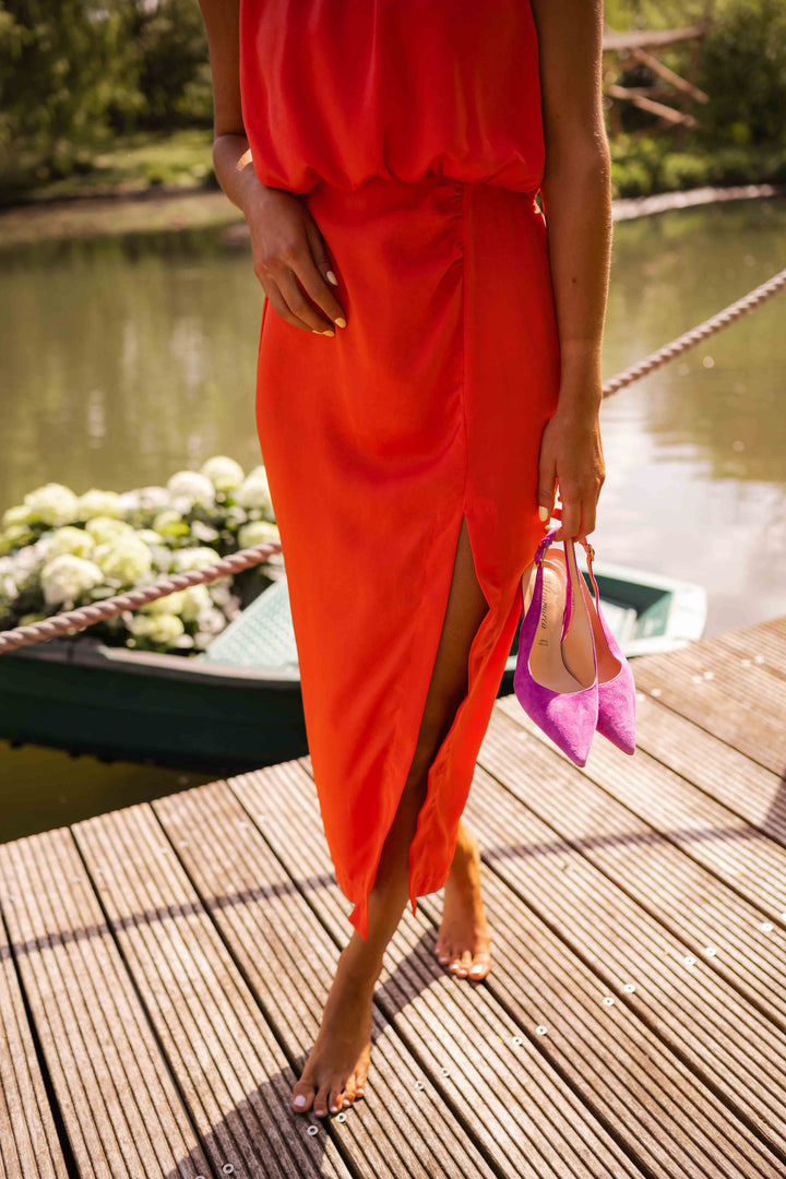 CAMILLE - ELEGANTES KLEID MIT RUNDHALSAUSSCHNITT