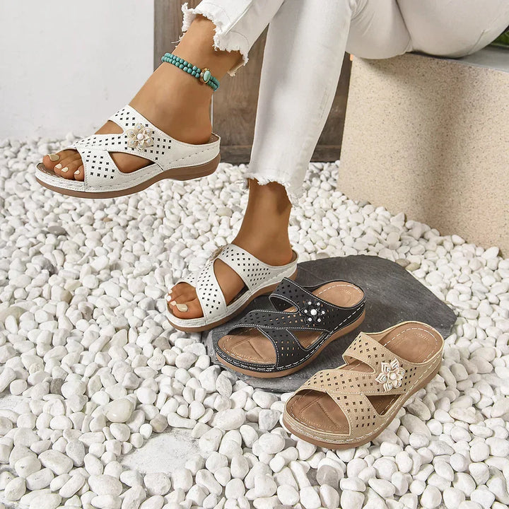 KRISTINA - ORTHOPÄDISCH BLUME LÄSSIG KEILABSATZ SANDALEN